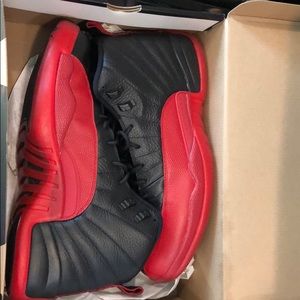 Air 12 retro black/varsity red